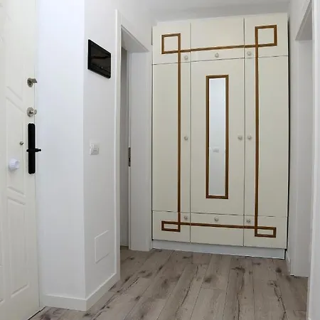 Illyrian's Apartment